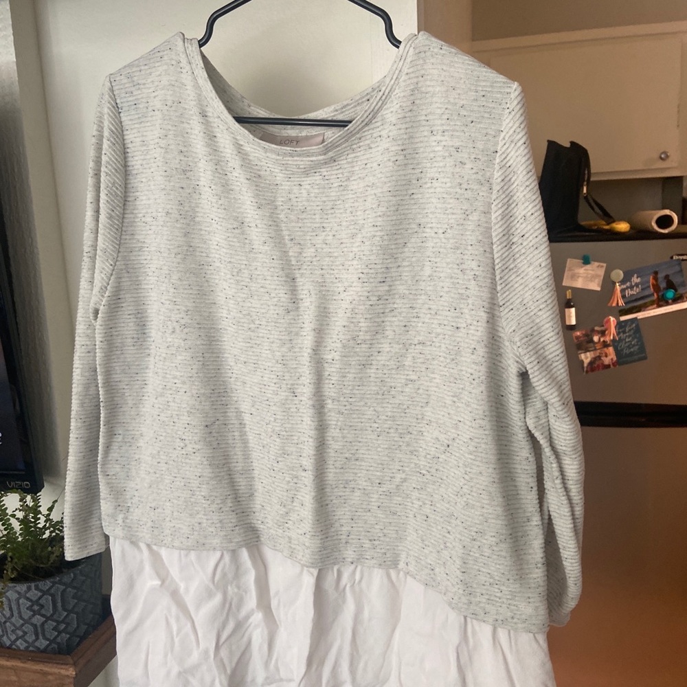 Loft Grey sweater with Speckles